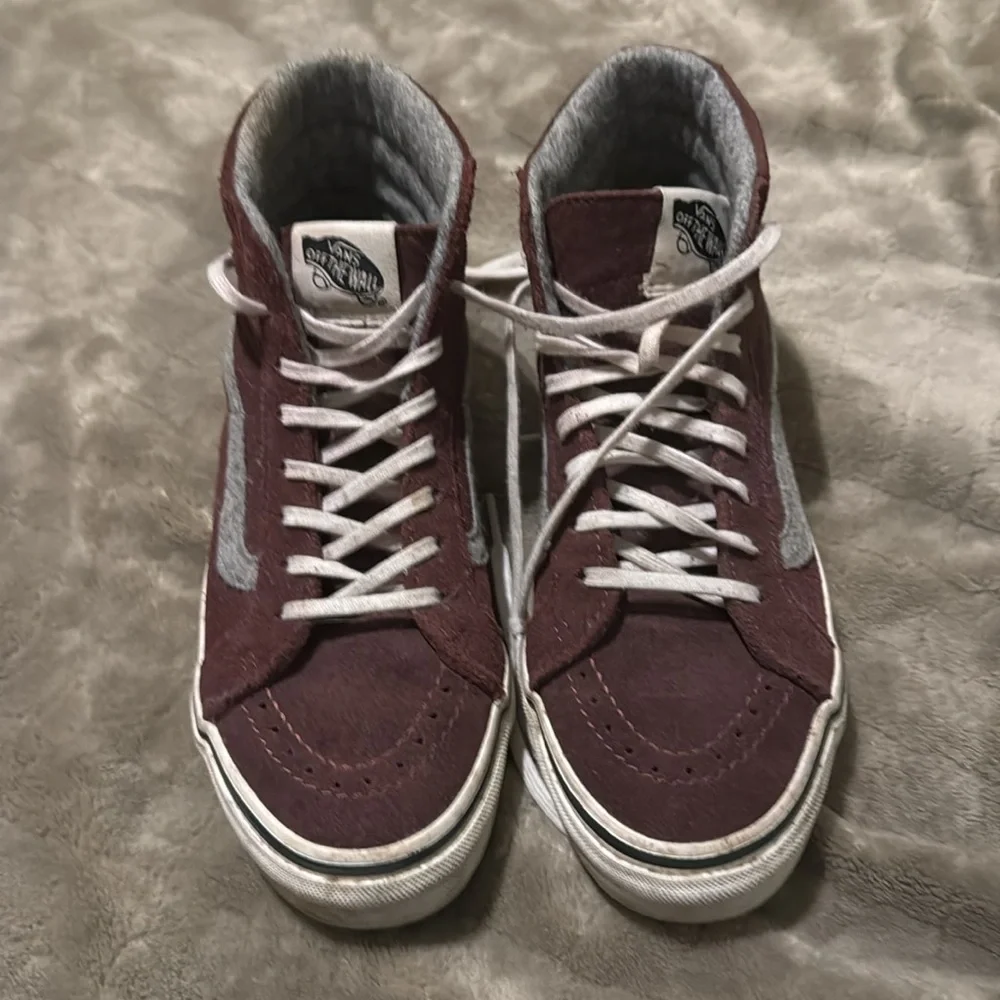 Vans - Picture 3 of 4